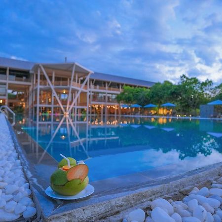 Hotel Breeze Pasikudah Passikudah Exterior foto
